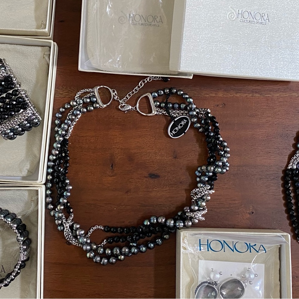 Honora Pearl necklace